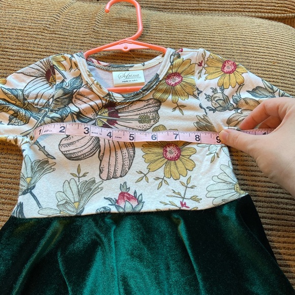 Sofrina USA Made Toddler Girl 18 Month Velvet Floral Dress - Picture 2 of 3
